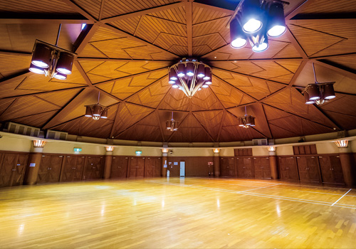 神奈川県横浜市栄区　上郷・森の家の私有体育館