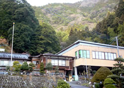 民宿山下荘